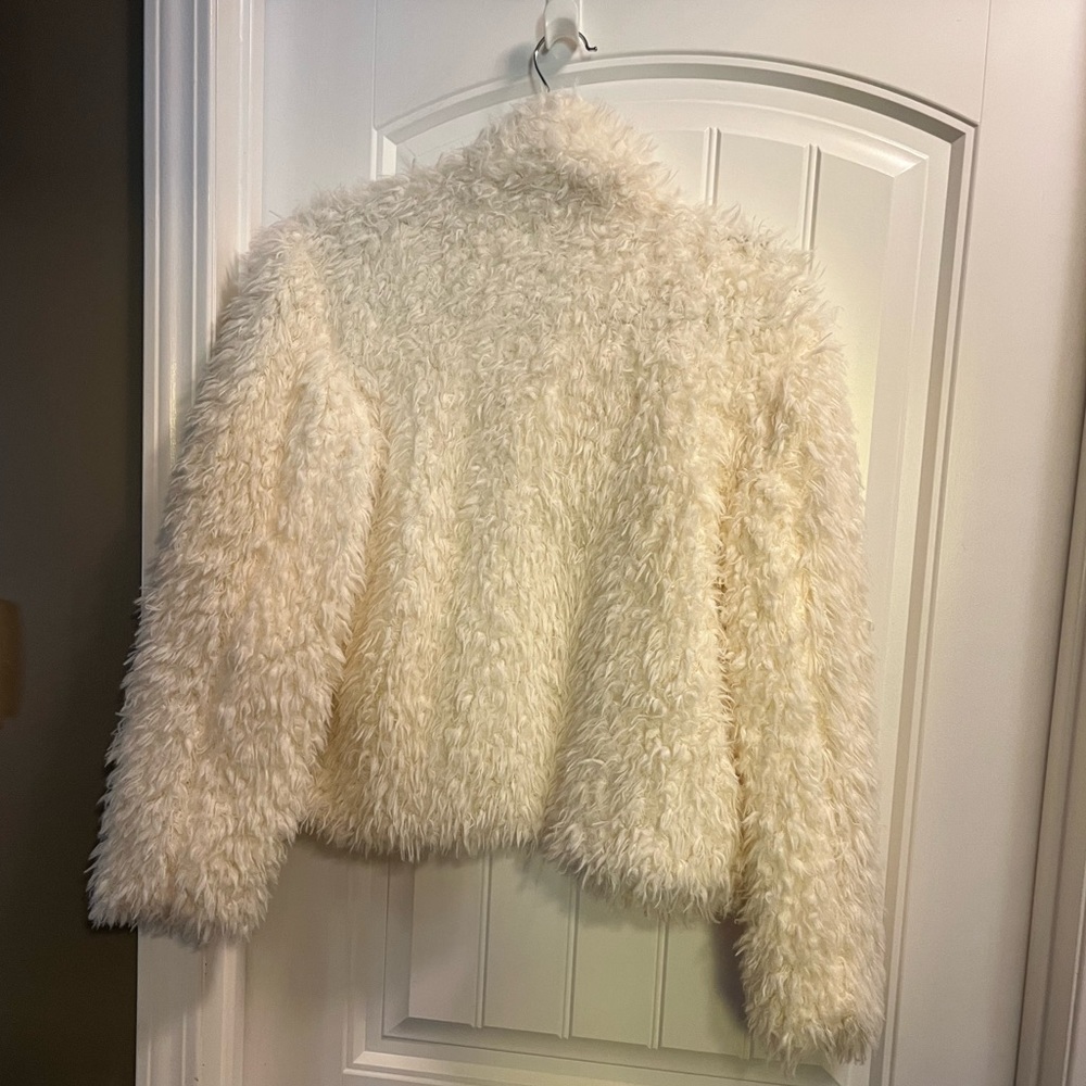 Size small womens fluffy jacket